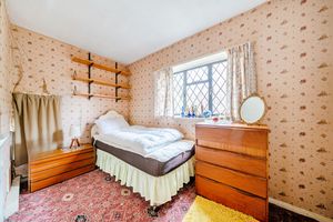 Bedroom - click for photo gallery